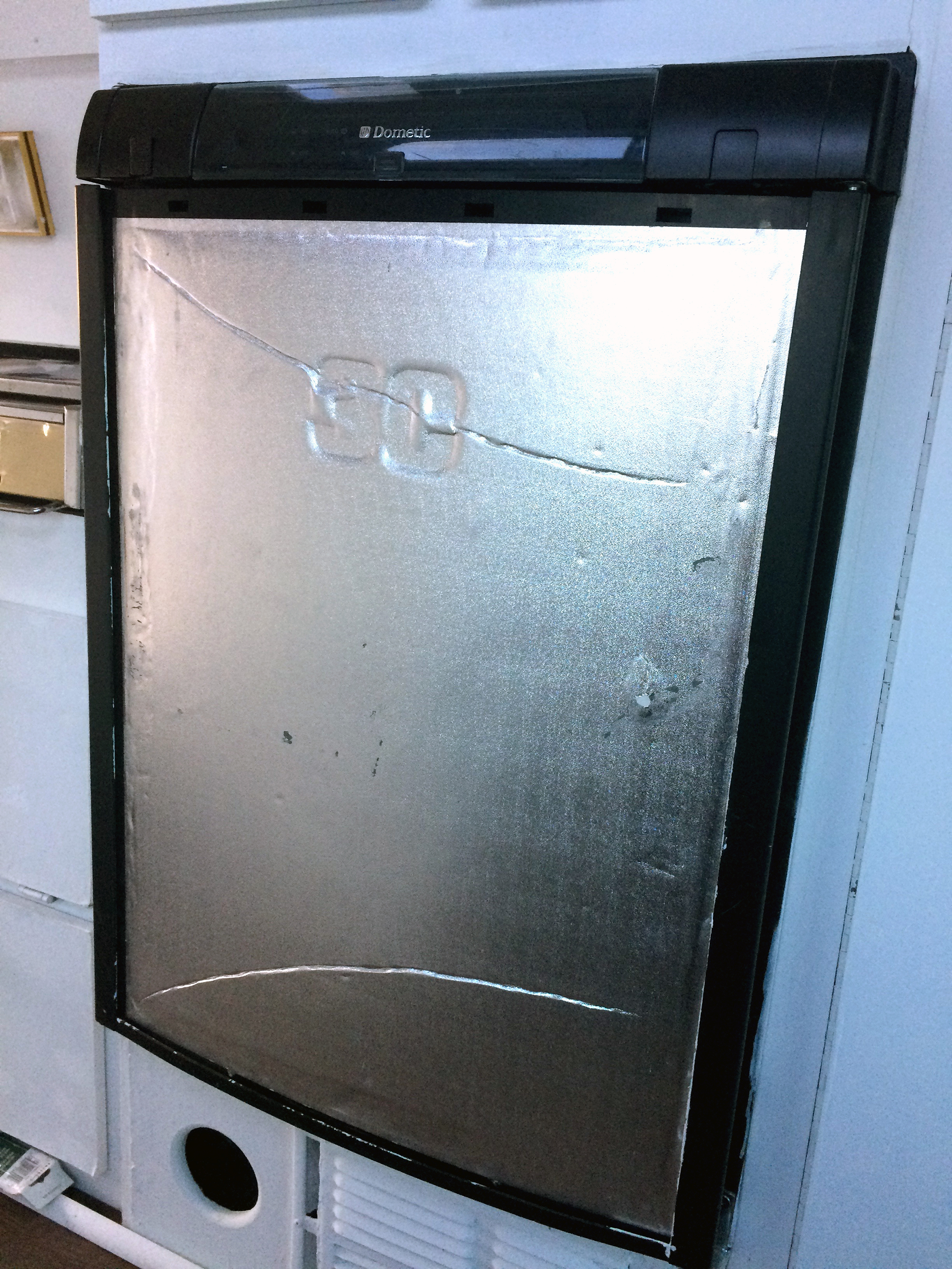 Generic Van Life - Ugly Fridge
