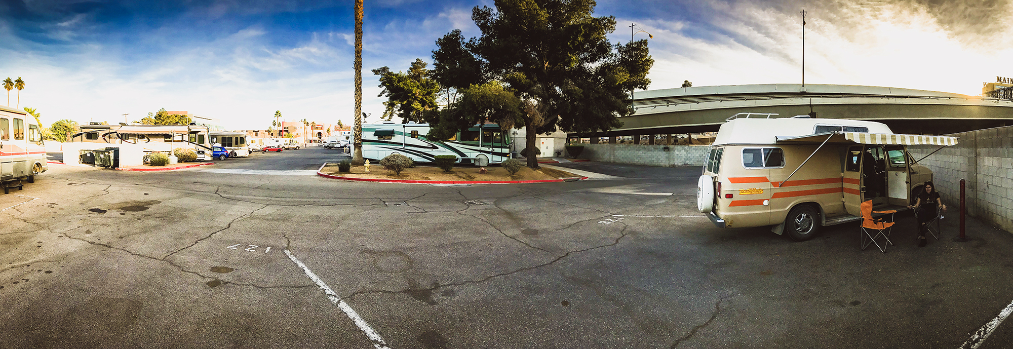Generic Van Life - Vegas Park Pano