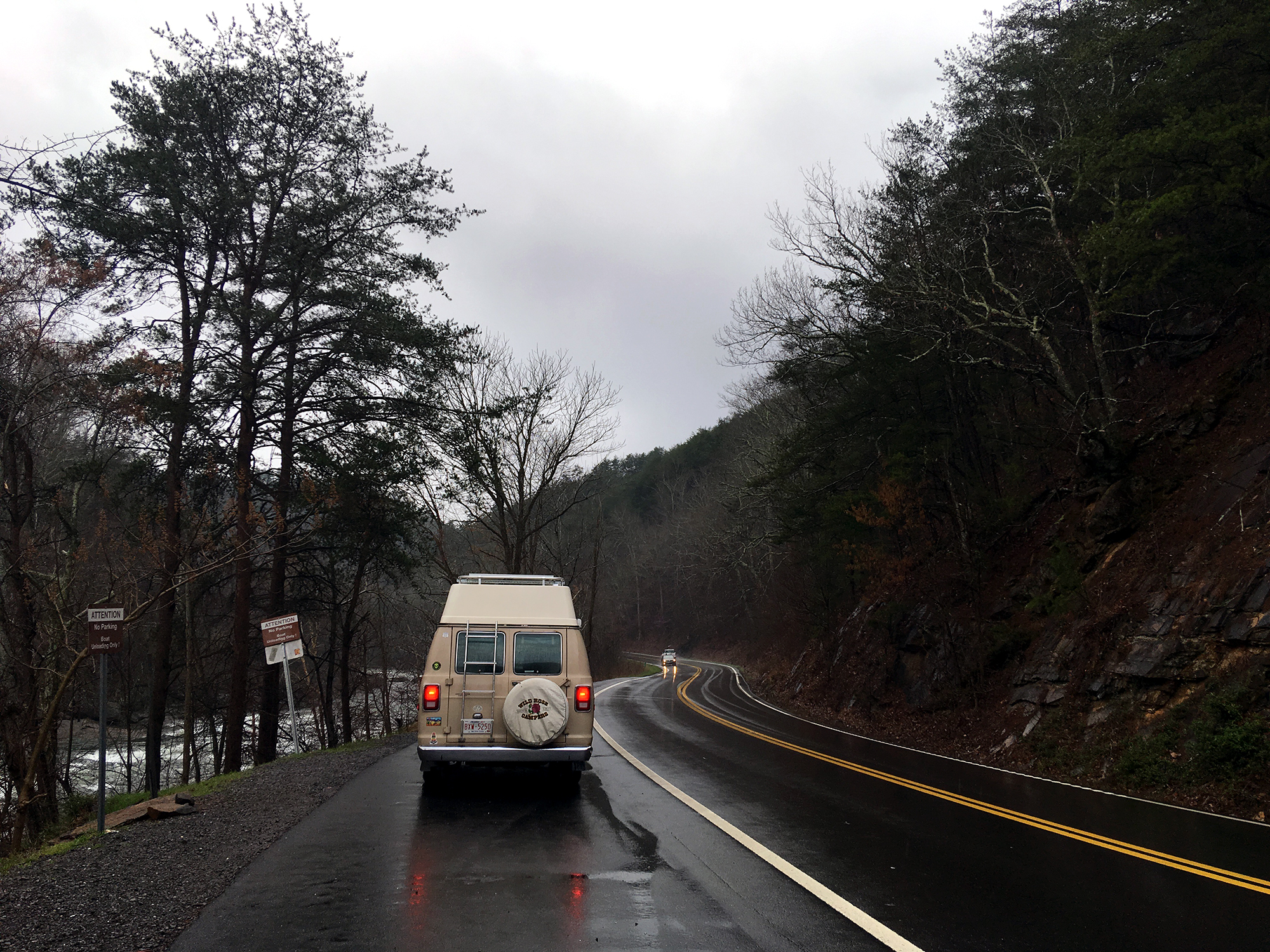 Generic Van Life - Tennessee Ocoee River