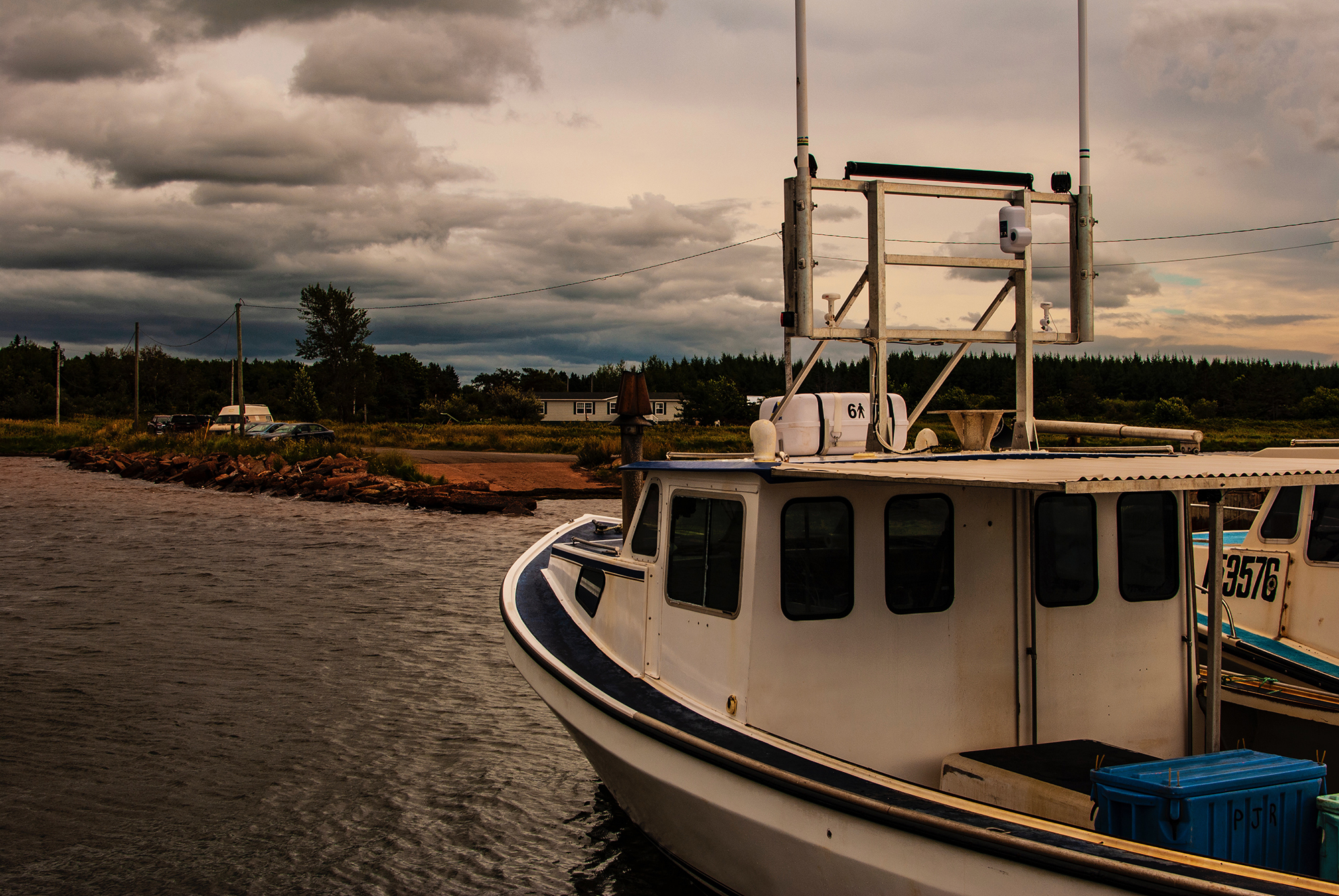 Generic Van Life - Lobster Land PEI Wharf