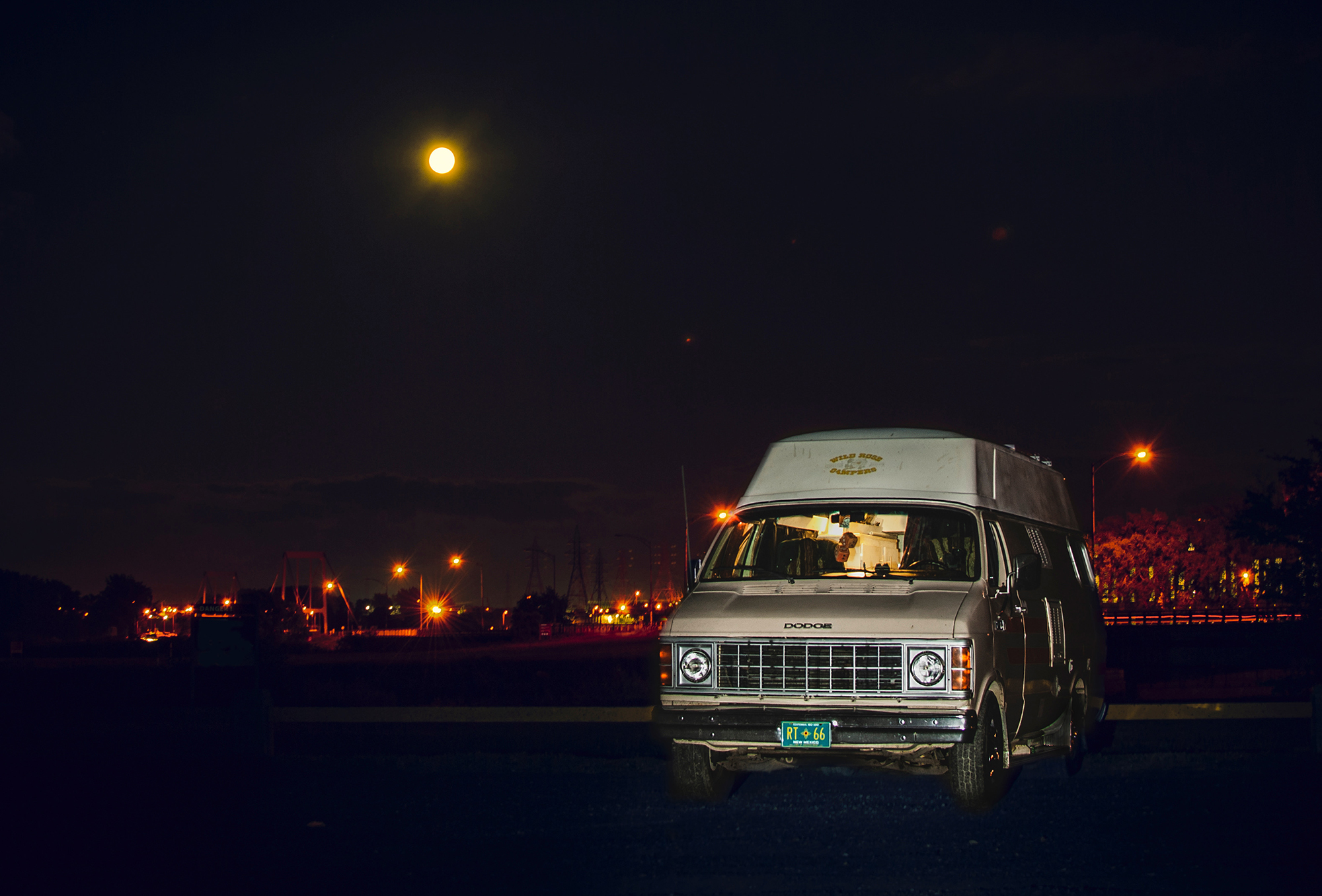 Generic Van Life - Quebec Beauharnois Night Shot