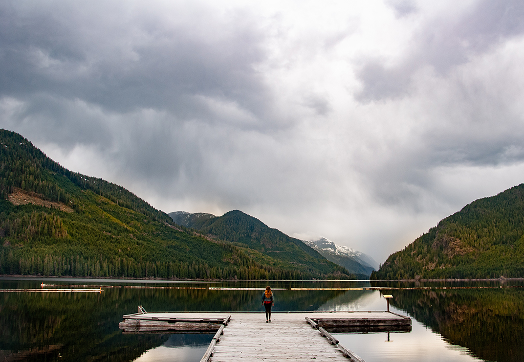 Generic Van Life - The Ultimate Vancouver Island Road Trip - Muchalat Lake